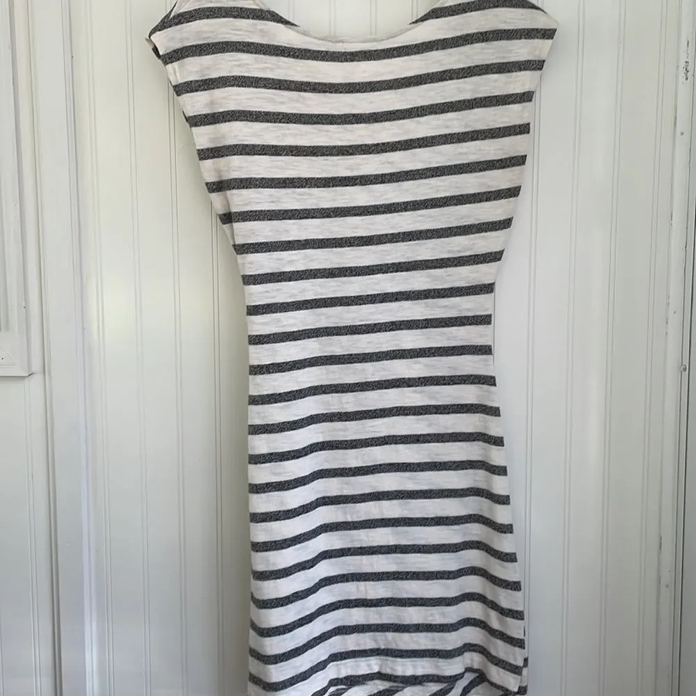 MYSTREE cap sleeve knee length‎ cinch tie waist cream and gray stripes dress S